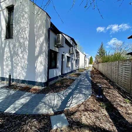 Silver By Bltn Apartment *